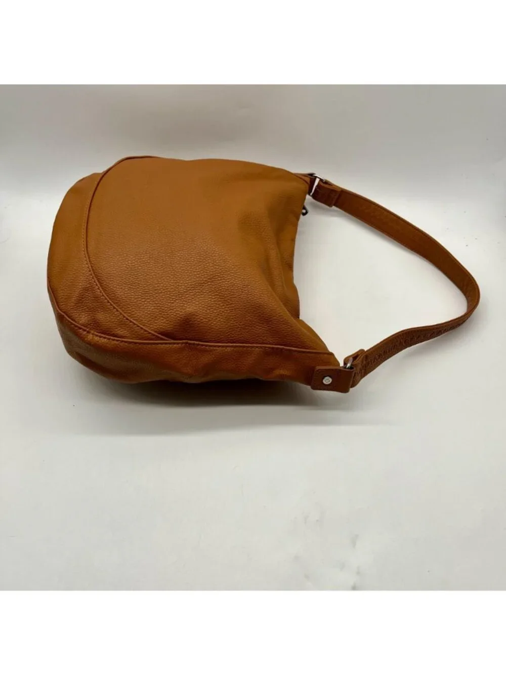 Thirty-One Tan Pebbled Faux Leather Hobo Bag